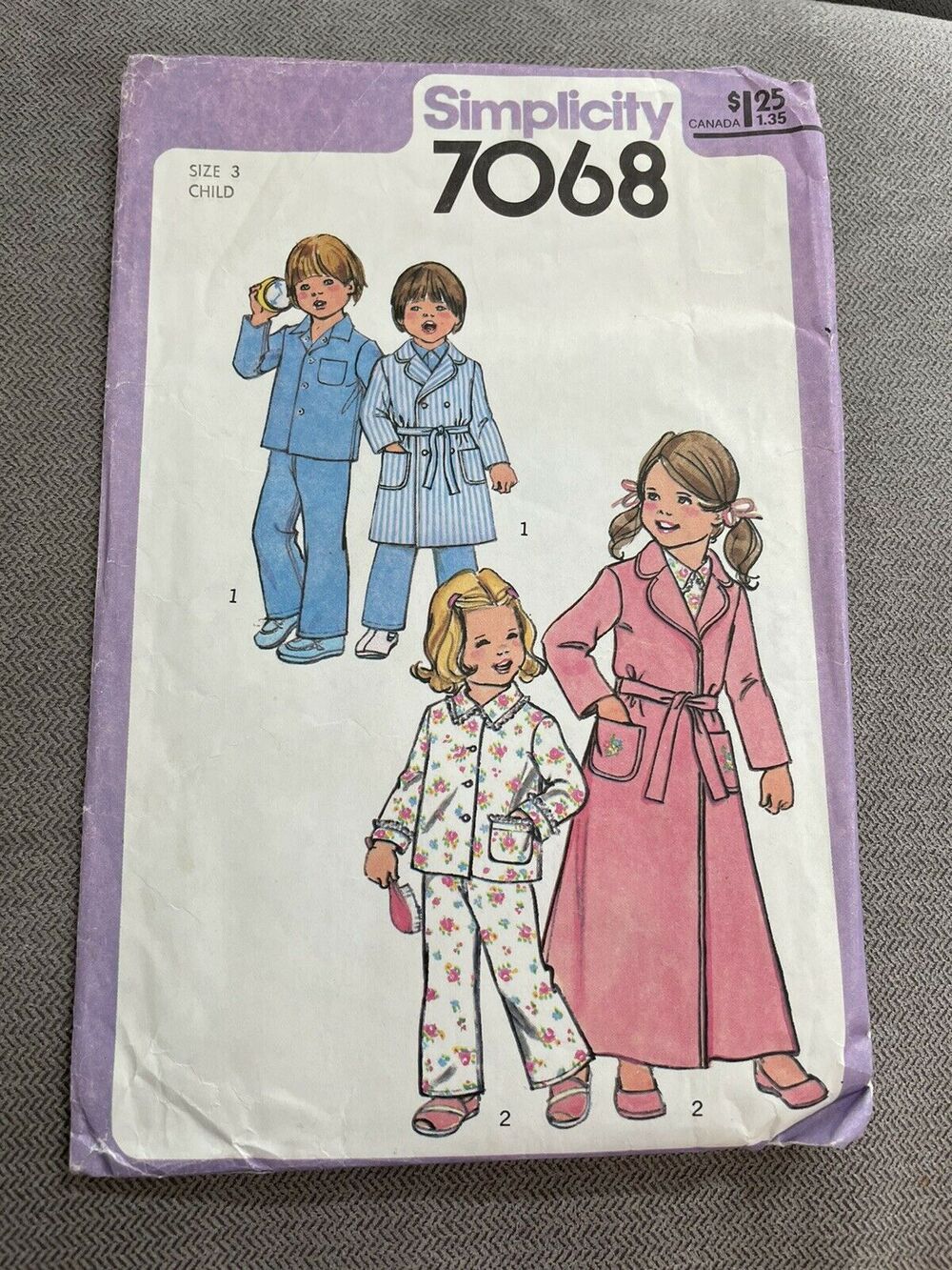 Simplicity 7068 Child’s Robe Sewing Pattern size 3 Vintage 1970s
